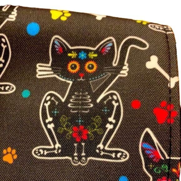 Petite Benik Crossbody Bag with Los Dios De Los Muertos Kitties & Puppies - Picture 3 of 5